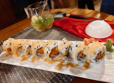 Spicy Salmon Maki