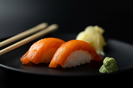 Salmon Nigiri